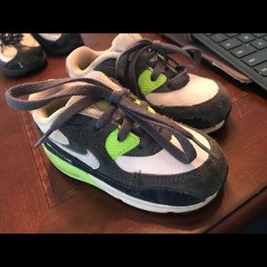 Nike toddler sneakers